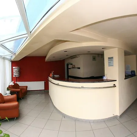 President Hotel 3*