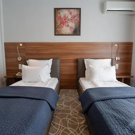 President Hotel 3*