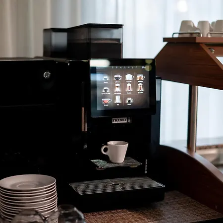 President Ξενοδοχείο 3*